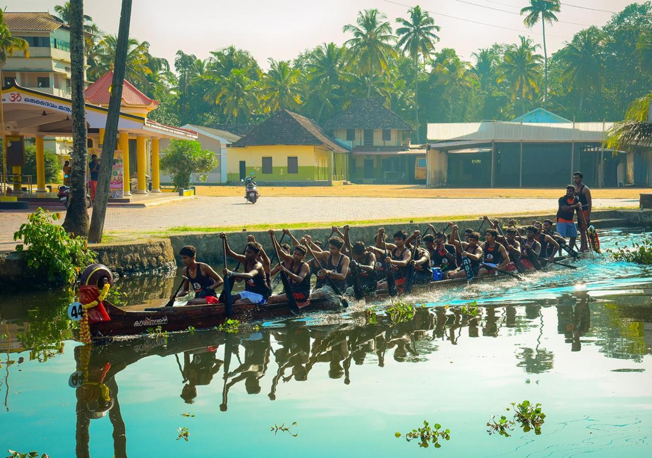 Kumarakom Tharavadu - A Heritage Hotel, Kumarakom Exterior photo